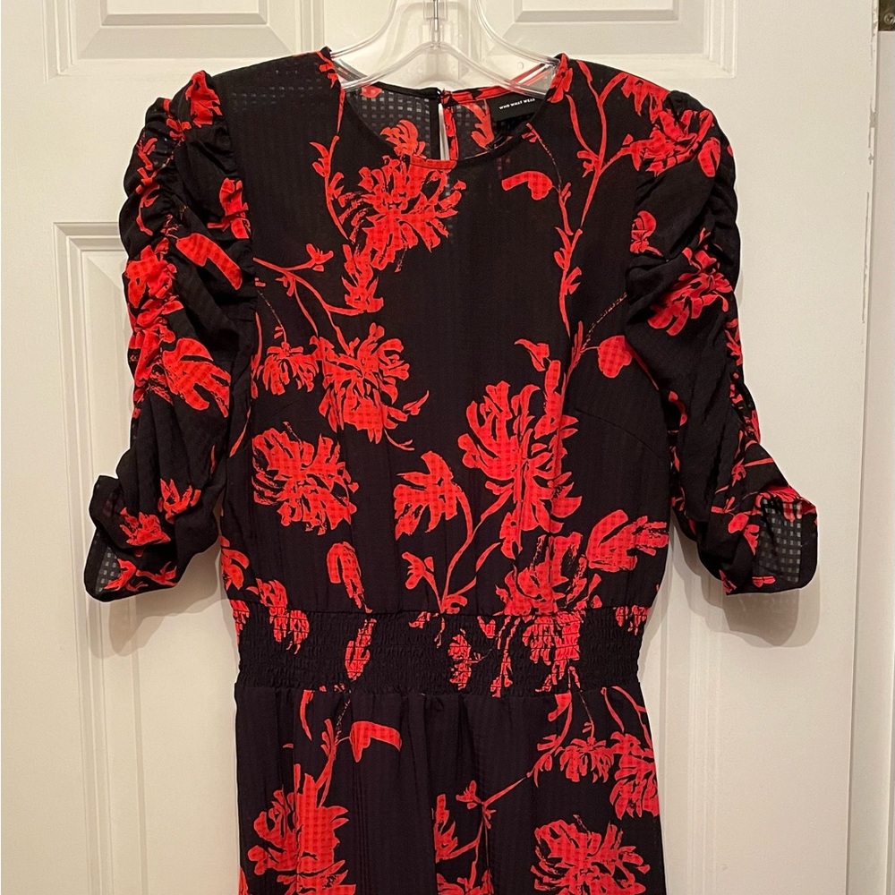 Women’s dress gathered sleeves and elastic waist